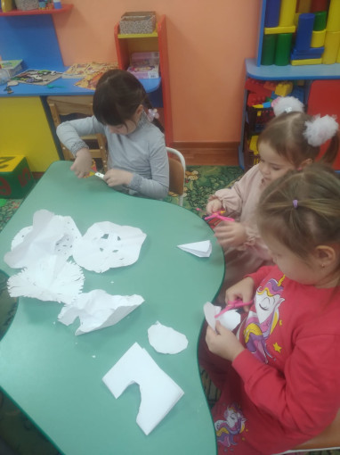 Готовимся к Новому году Готовимся к Новому году.